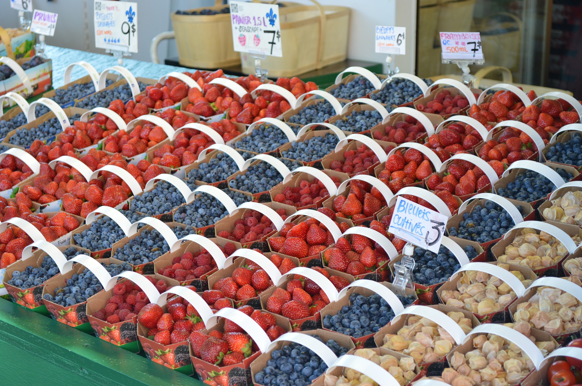 photo of fruit at a market 